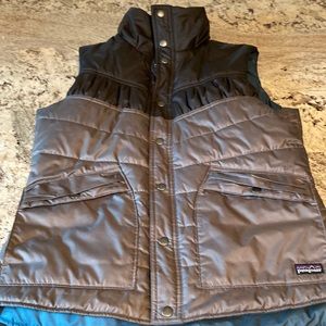 Womens Patagonia vest.